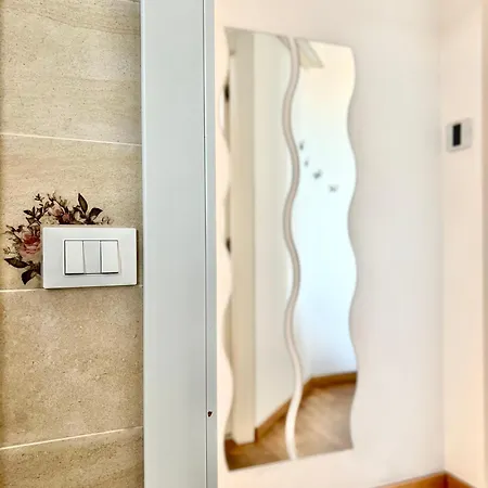 La Finestra Su Apartamento